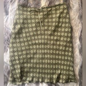 Ann Taylor 100% Silk Olive Green Patterned Tie-Waist Midi Skirt